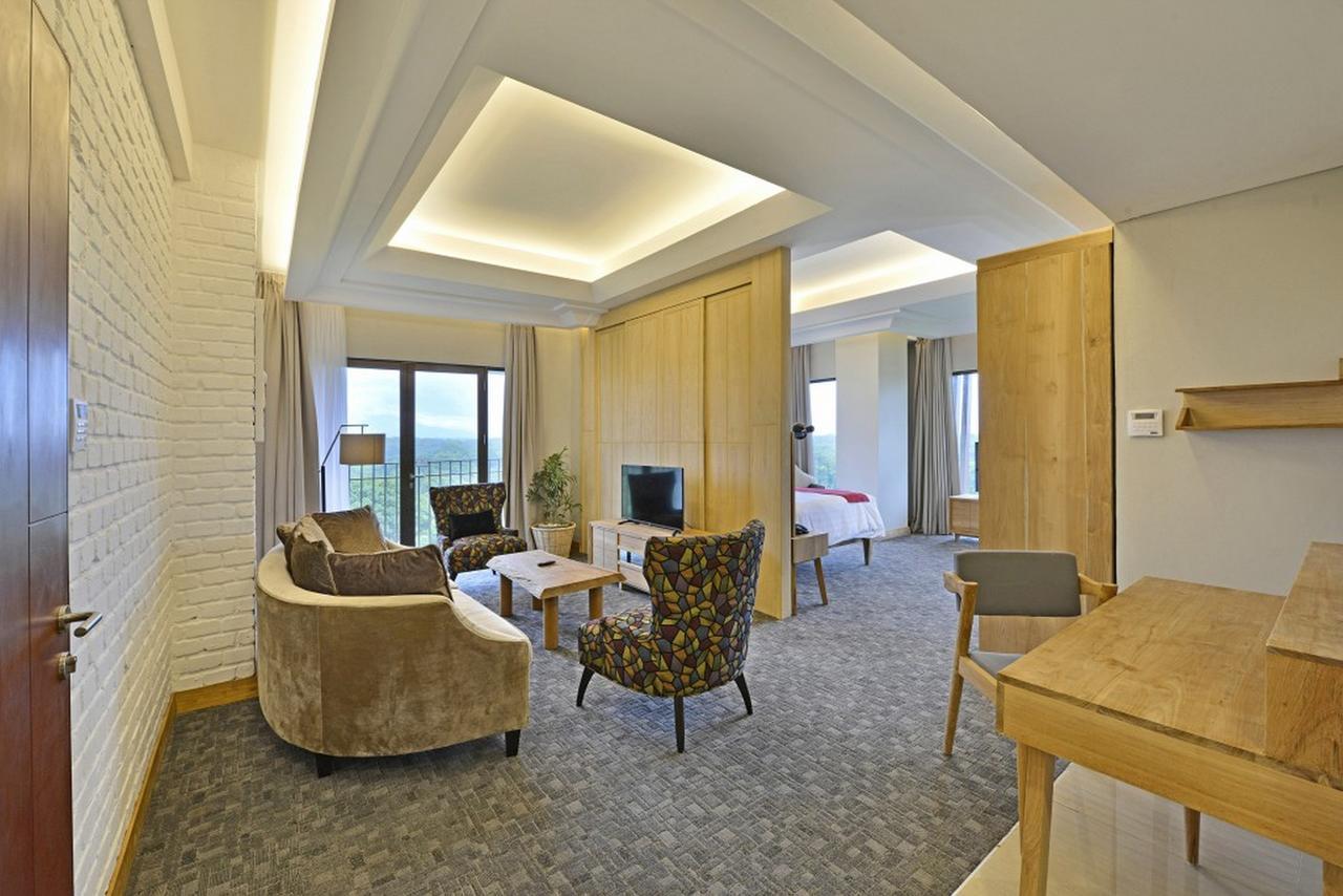 Famvida Hotel Lubuklinggau Habitación foto